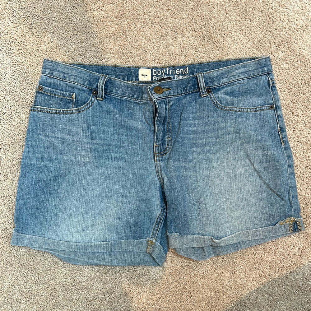 Massimo Boyfriend Denim Shorts